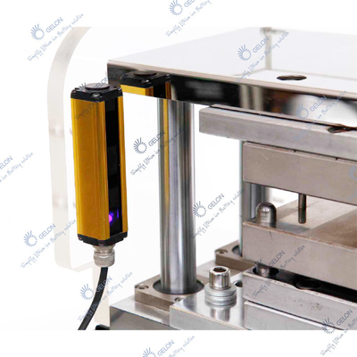 کیسه باتری لیتیومی دستگاه ساخت کیس سلولی Al Laminated Film Case Presse Forming Machine